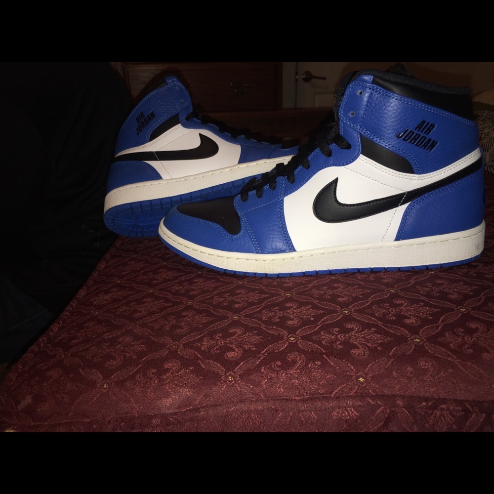 Retro Jordan 1 (9 out of 10 condition)